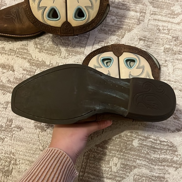 Ariat Western Boots - Picture 6 of 8